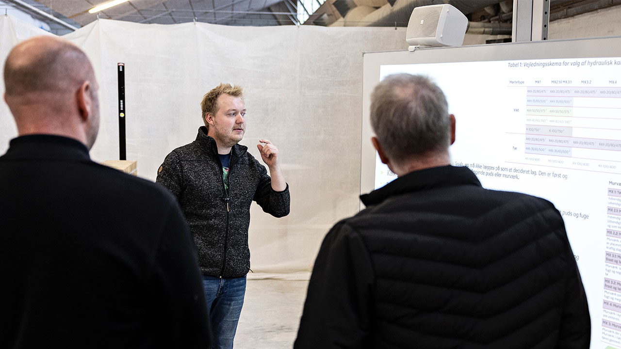 Ny undersøgelse om brugen af voksen- og efteruddannelse